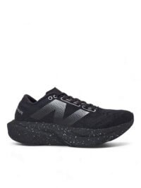 New Balance FuelCell Rebel v4  / Black