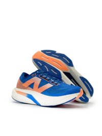 New Balance FuelCell Rebel v4  / Blue - Image 2