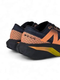 New Balance FuelCell Rebel v4 / Orange - Image 10