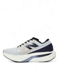 New Balance FuelCell Rebel v4 / Off-White - Image 9