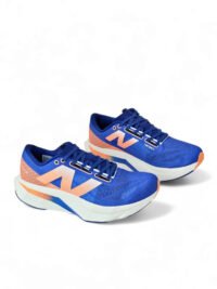 New Balance FuelCell Rebel v4  / Blue - Image 7