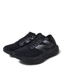 New Balance FuelCell Rebel v4  / Black - Image 9