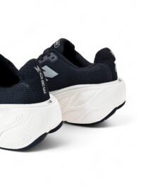New Balance Fresh Foam Black/White - Image 10