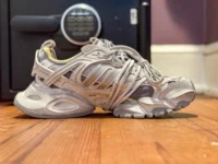 adidas XLG Runner Deluxe, beige - Image 4