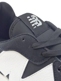 New Balance 327 - Image 2