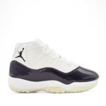 Air Jordan 11  Black White