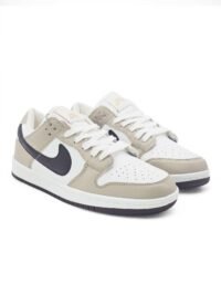 Nike SB DUNK LOW Beige - Image 2