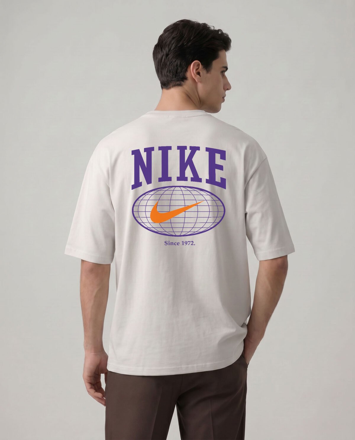 Nike Oversized T-Shirt 3041 / 2026 - Image 4